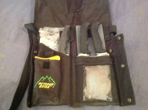 lot 75 image: Outdoor Edge Butcher-Lite Set