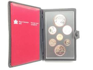 lot 32 image: 1980 Canada 7 Coin Prestige Silver Dollar PROOF Set - DEEP CAMEO