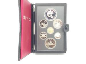 lot 35 image: 1983 Canada 7 Coin Prestige Silver Dollar PROOF Set - DEEP CAMEO