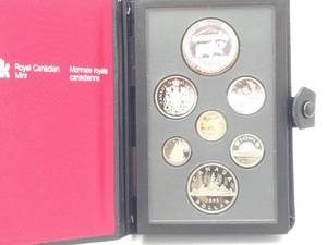 lot 36 image: 1985 Canada 7 Coin Prestige Silver Dollar PROOF Set - DEEP CAMEO