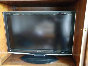 Sharp 37 Aquos TV
