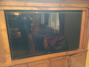 Samsung 60 Flatscreen TV