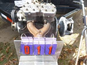 Polaris 440 liquid motor & clutch. Clutch appears ok. Motor for parts. As shown.