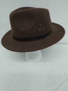 lot 27 image: Brown Bedford Hat