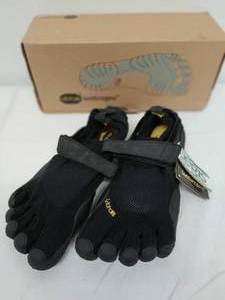 lot 53 image: Vibram FiveFinger Shoes In Box