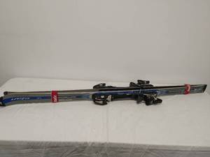 lot 183 image: Downhill Skis