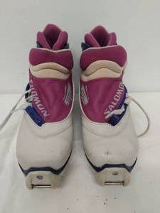 lot 189 image: Salamon Nordic Ski Boots