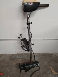lot 280 image: Minn Kota 65 Fishing Motor