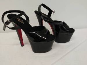 lot 69 image: Black Platform Shoes With Red Bling