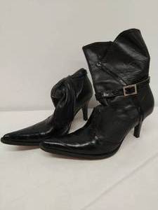 lot 77 image: Premier Brand Ladies Boots