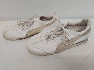 lot 79 image: Puma Tennis Shoes