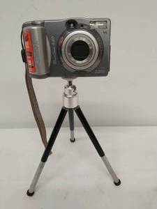 lot 88 image: Canon Powershot A40