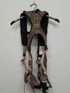 lot 90 image: Tree Spider Climbing Harness