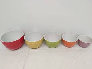 lot 104 image: Stackable Ceramic Mixing Bowls