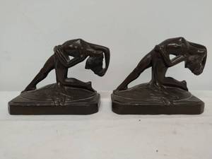 lot 108 image: Metal Female Bookends