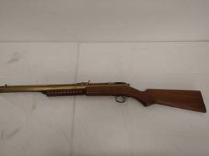 lot 218 image: Benjamin Franklin Model 317 Air Gun
