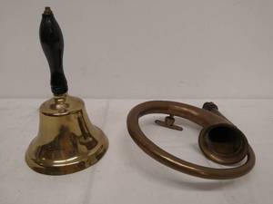 lot 260 image: Two Brass Pieces