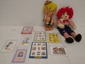 lot 261 image: Two dolls And Betty Boop Stickers