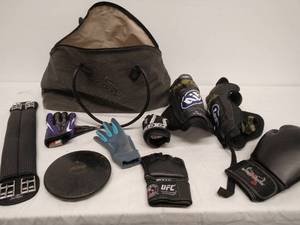 lot 274 image: Collection Of Sports Gear