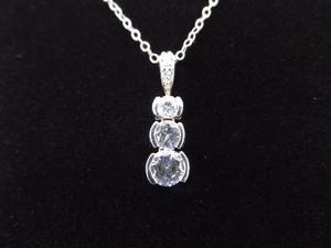 .925 Sterling Silver 3 Faceted Cubic Zirconia Pendant Necklace