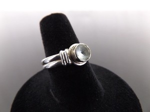 .925 Sterling Silver Faceted Light Blue Topaz Ring Size 7