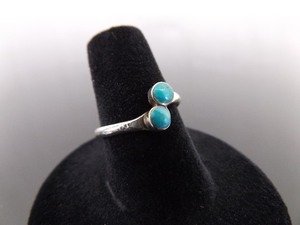 .925 Sterling Silver Turquoise Cabochon Ring Size 7