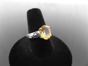.925 Sterling Silver Oval Cut Citrine Crystal Ring Size 7.5