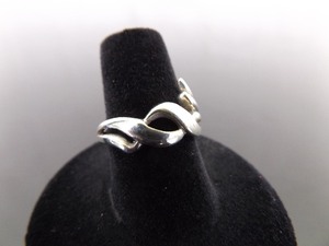 .925 Sterling Silver Designed Ring Size 6.75