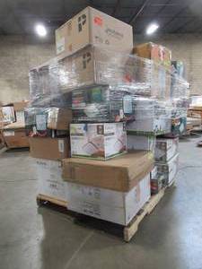 lot 321 image: WHOLESALE MIXED PALLET OF MICELLANOUS LIGHTING AND BATHROOM FANS