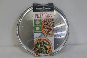 lot 628 image: Nordic Ware Naturals Pizza Pans, 2-Pack