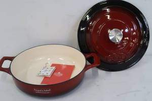 lot 643 image: La Cuisine Round Casserole Dish RED 28cm