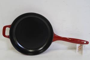 lot 656 image: La Cuisine 26 cm Cast Iron Skillet - Red