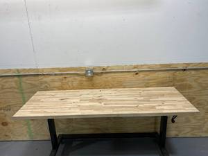 lot 15 image: Butcher Block Countertop