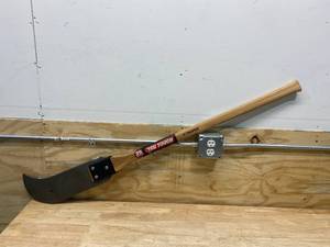 lot 83 image: TRU TOUGH Bush Axe