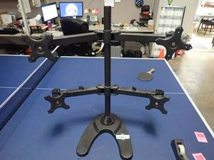 Quad LCD desk mount