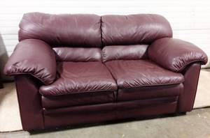 WOW HIGH QUALITY &amp PLUSH PALLISER 100% TOP GRAIN LEATHER BURGUNDY SOFA - GREAT CONDITION&nbsp NO TEARS OR CRACKS&nbsp