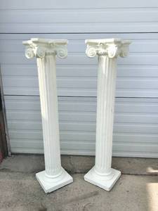 WOW Removed From An Estate 1970s&nbspWhite Greek Roman Architecture Corinthian Column Pedestal Pair (Marble Statues Set On Top At Estate) Great Condition For Age (Chipping At Base - See Pictures