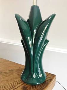 Super MCM Pottery Ceramic Green Lamp Made By Iconic Artist Harris Strong (Label Present) - Great Working Condition - No Chips or Cracks