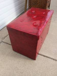 SUPER FUN RETRO MCM REALLY RED NAUGAHYDE VINYL TUFTED SEATING BENCH WITH STORAGE THAT HAS NAIL STUDDING ON THE SIDE - GREAT VINTAGE CONDITION - SEE PICS