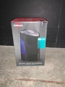 lot 31 image: VORNADO UNTRA3 WHOLE ROOM ULTRASONIC VORTEX HUMIDIFIER. SEE PICTURES