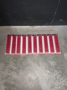 lot 60 image: TORIN 3.55 IN. 10-COMPARTMENT MAGNETIC TOOL SMALL PARTS ORGANIZER. SEE PICTURES