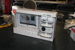 lot 51 image: Motorola Digital Video Baby Monitor with Two Cameras MBP867-2 (in box)