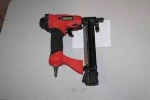 lot 80 image: Husky Pneumatic StaplerNailer 18GA