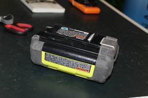 lot 205 image: Ryobi 40V Rechargeable Battery OP4026
