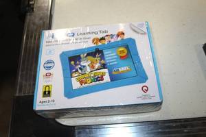 lot 217 image: High Q Learning Tablet (in box)