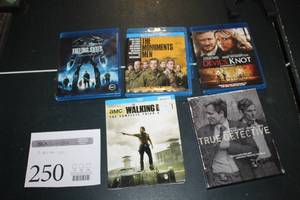 lot 250 image: Lot of (5) Blu-ray Disc Movies  with Falling Skies, The Monuments Men, Devils Knot, Walking Dead, True Detective