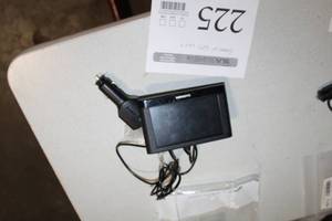 lot 225 image: Garmin GPS Unit