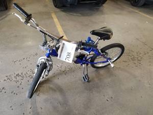 lot 708 image: Kent Flatlander Boys 20 Single-speed Trick Bike with 12 Blue Frame