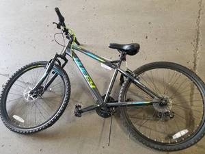lot 711 image: Huffy Nighthawk Mens 21 18-speed Trail Bike with 15 Rigid BlackBlue-Green Lettering Frame