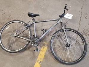 lot 763 image: Motobecane Outcast 29 Mens 26 Single-speed Street Bike with 19 Grey Frame